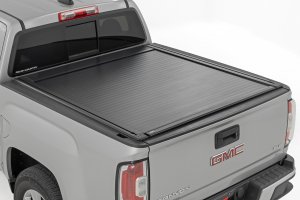 GMC Canyon Powered Retractable Bed Cover - Rough Country - Matte Black - '15-'26